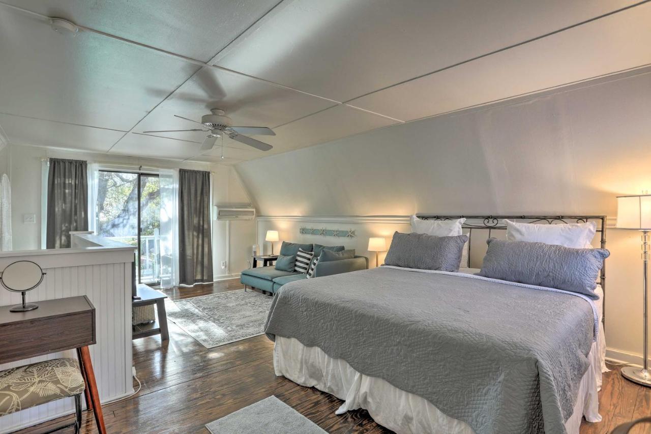 Coastal, Walkable Home In Historic Southport! 外观 照片